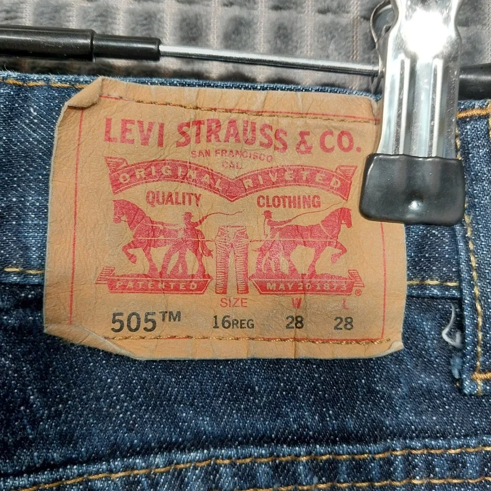 Levi's Boys Jeans 505 Regular Straight Leg 16 REG W28 Blue Denim